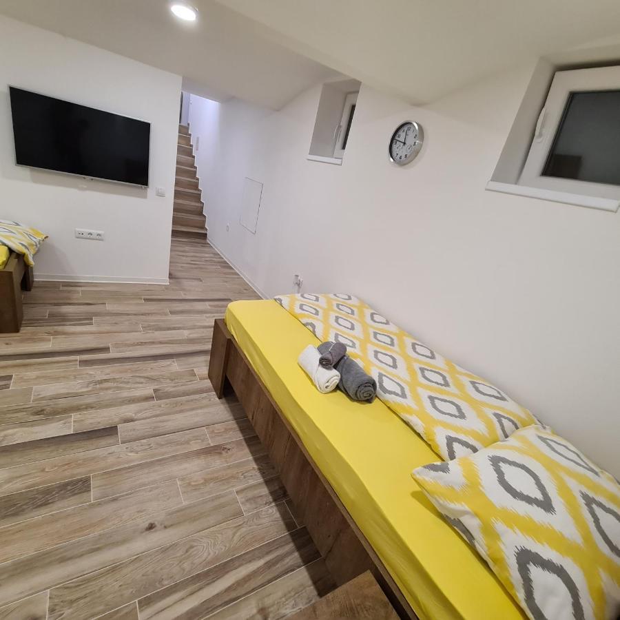 Apartment Dinlux Maribor Exteriér fotografie
