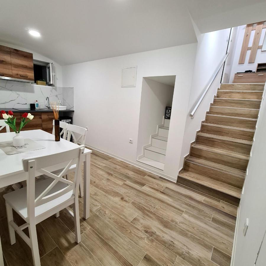 Apartment Dinlux Maribor Exteriér fotografie