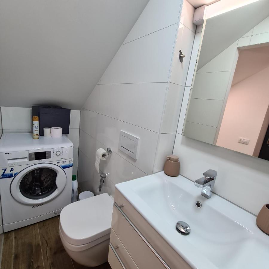 Apartment Dinlux Maribor Exteriér fotografie