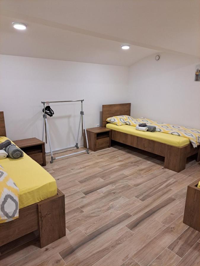 Apartment Dinlux Maribor Exteriér fotografie